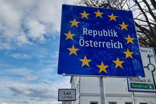 Čtrnáctý plat a 5000 na dítě. Za prací jezdí za hranice, ale nestěžují si - Seznam Zprávy